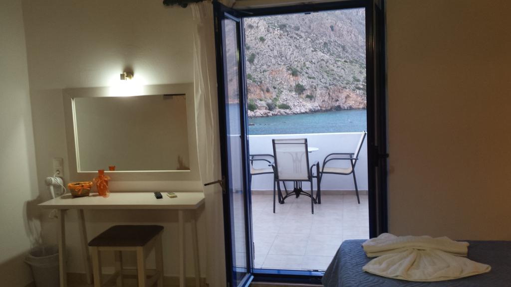 Loutro Holidays מראה חיצוני תמונה